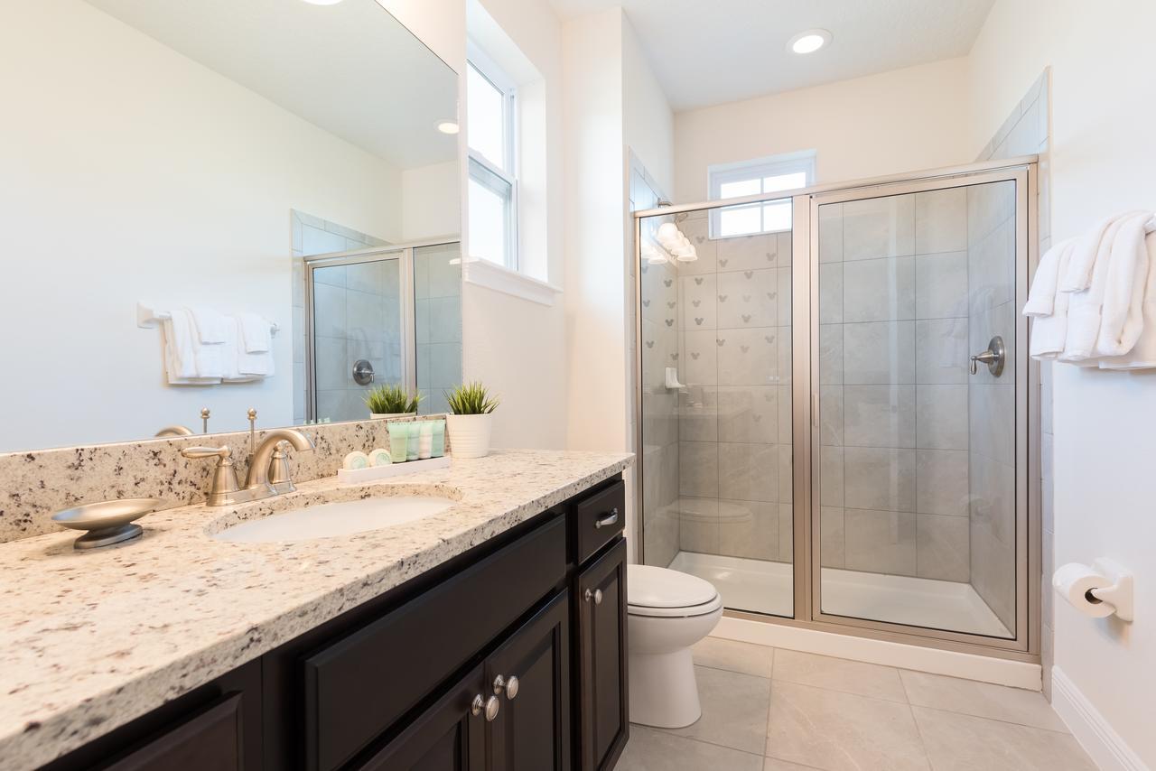 Fabulous Home By Rentyl Near Disney With Private Pool, Movie Room, Themed Rooms & Resort Amenities At Encore Resort - 360B Orlando Bagian luar foto